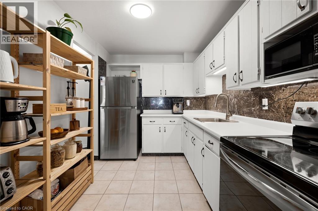 279 CHANDLER Drive Unit# 203 thumbnail 12