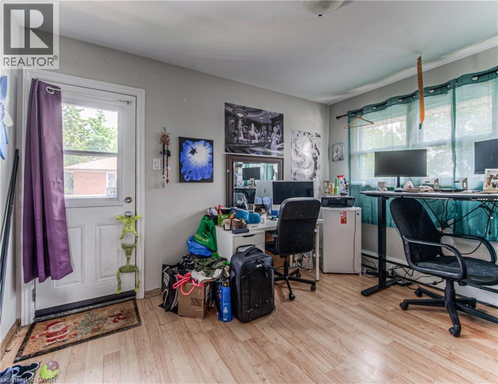 218 MARGARET Avenue thumbnail 31