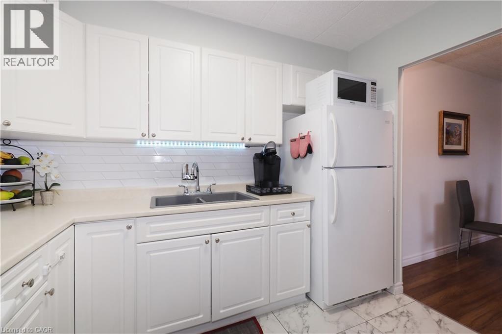 6 WALTON Avenue Unit# 206 thumbnail 15