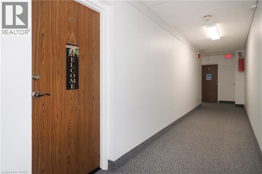 6 WALTON Avenue Unit# 206 thumbnail 4