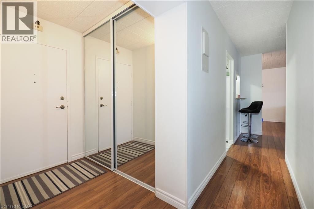 6 WALTON Avenue Unit# 206 thumbnail 5