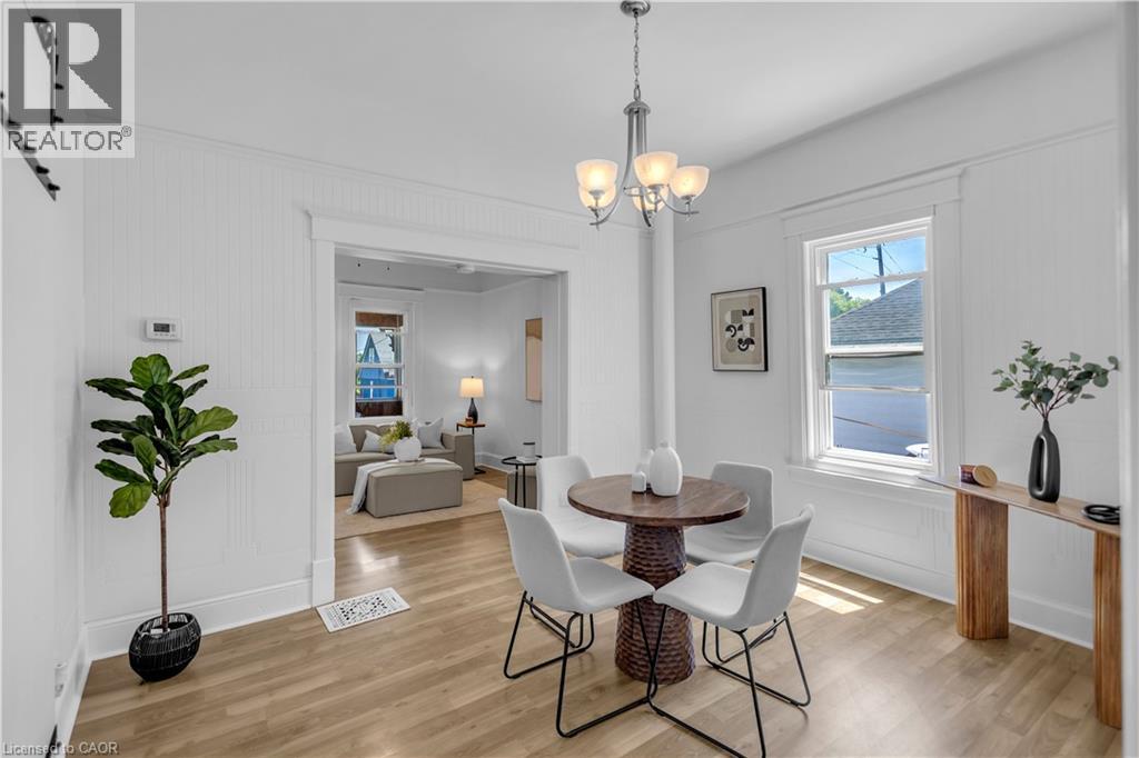 60 BERKLEY Road thumbnail 10