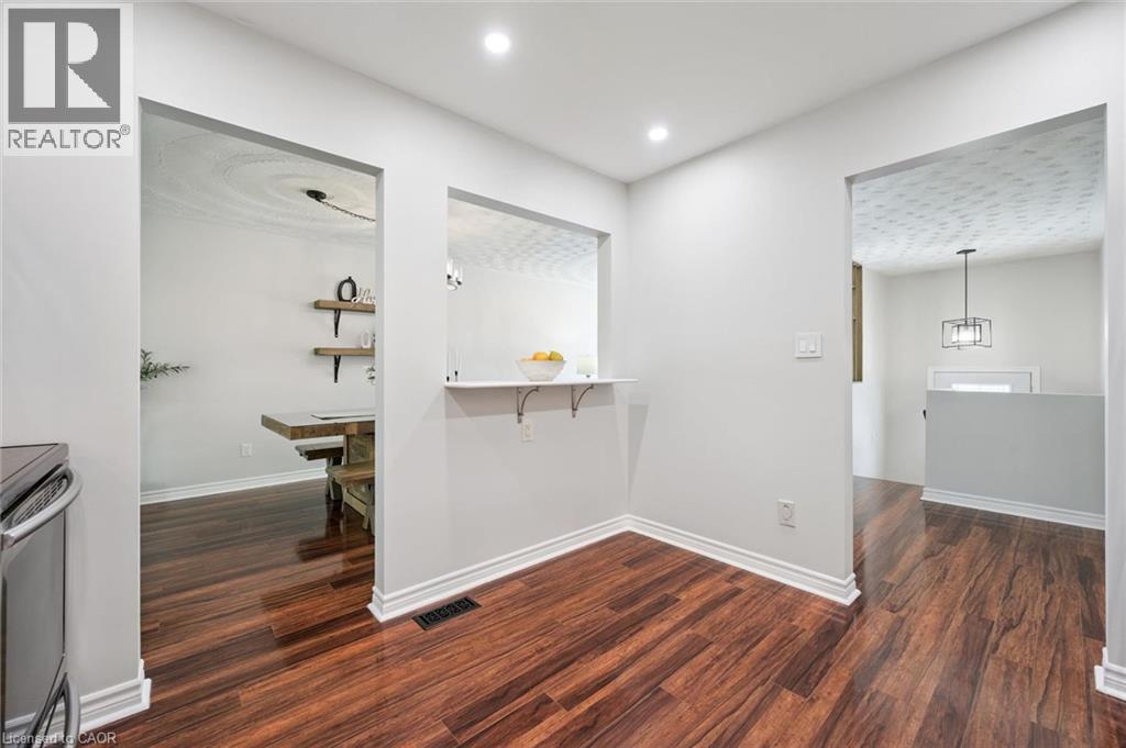 16 NIPIGON Street thumbnail 19