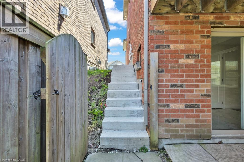 73 FITZGERALD Drive thumbnail 47