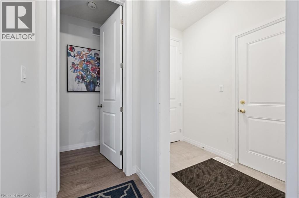 972 STONECLIFFE Walk Unit# 18 thumbnail 20