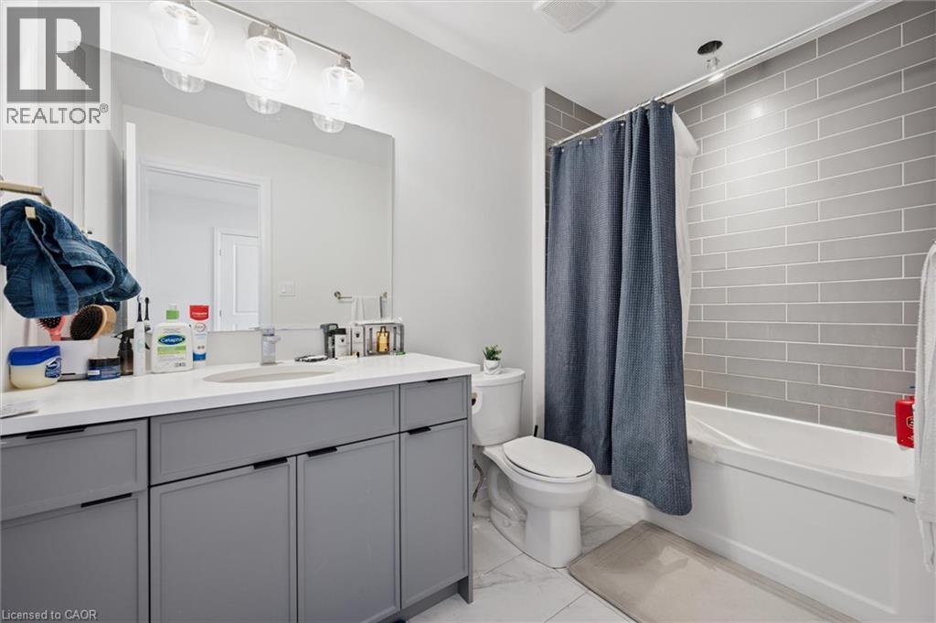 972 STONECLIFFE Walk Unit# 18 thumbnail 37