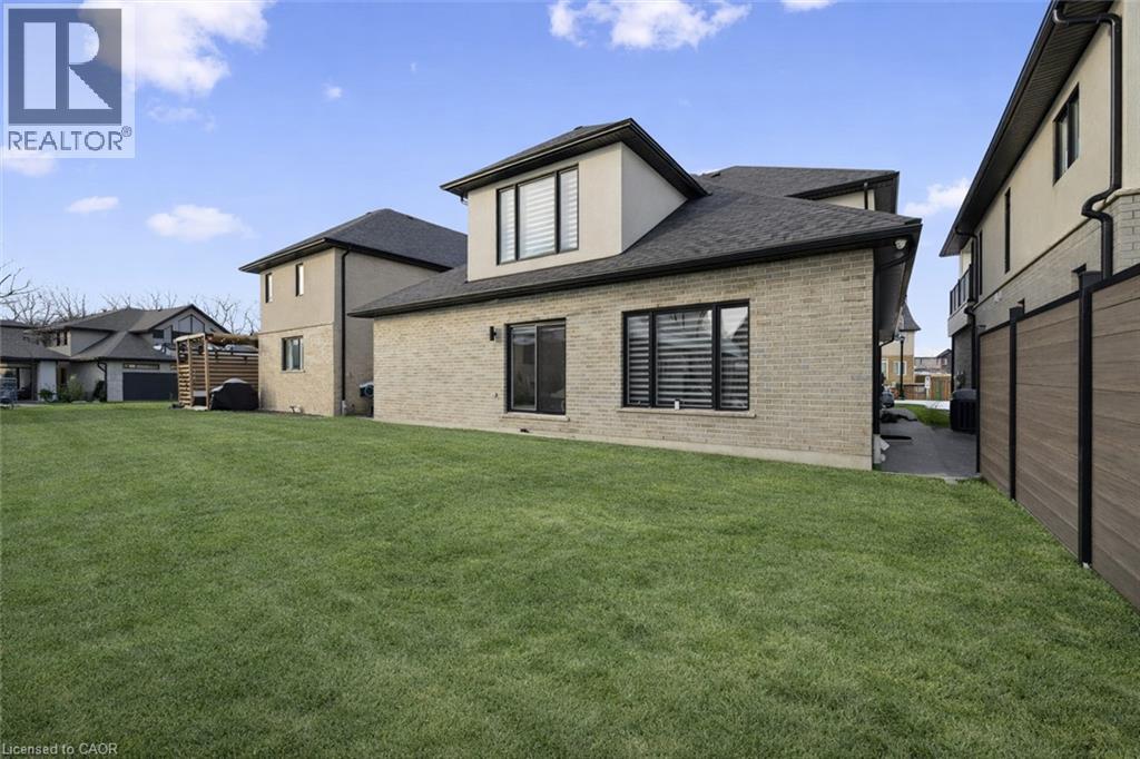 972 STONECLIFFE Walk Unit# 18 thumbnail 42