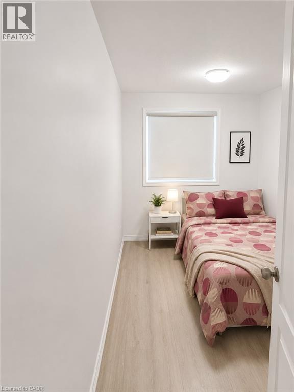 770 LINDEN Drive thumbnail 11