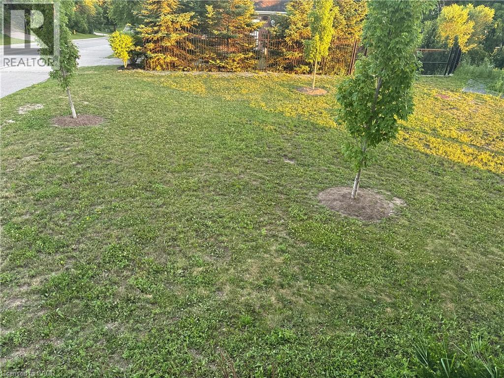 770 LINDEN Drive thumbnail 18