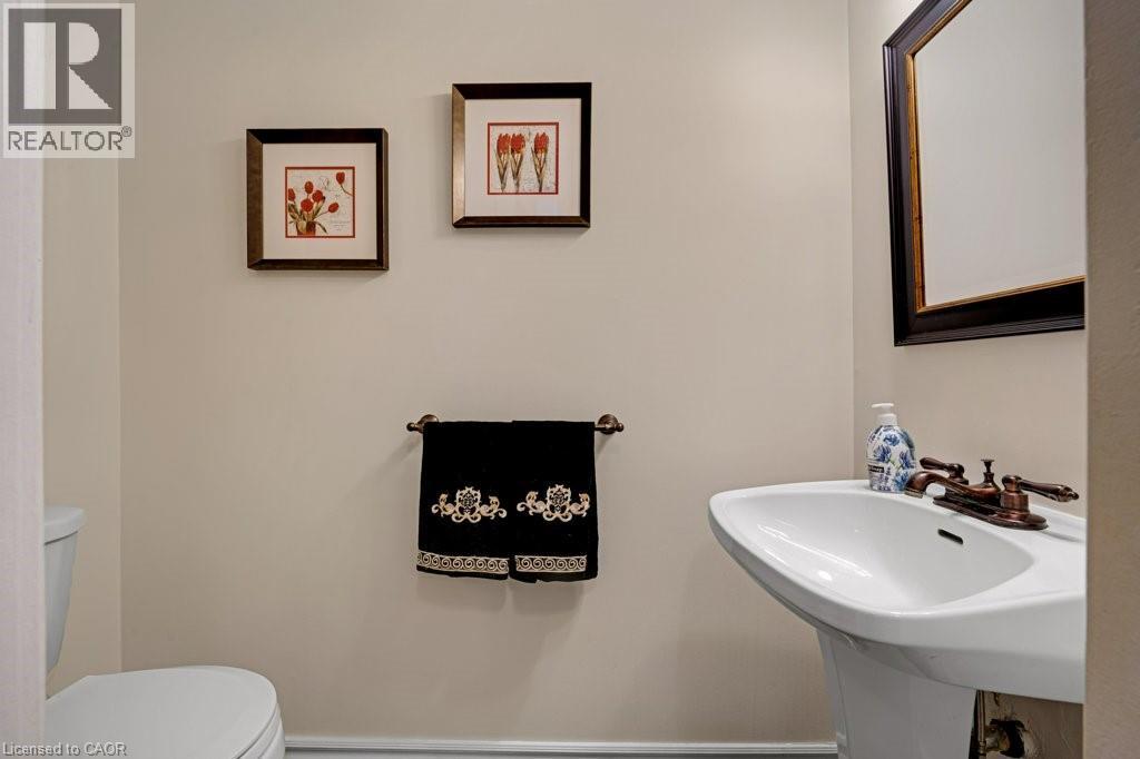 220 SALISBURY Avenue Unit# 23 thumbnail 4