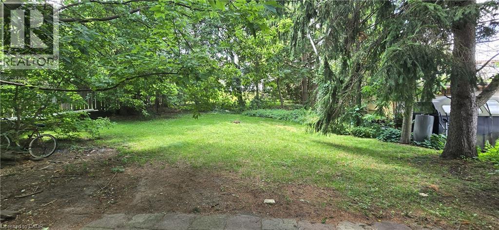 391 LAWRENCE Avenue thumbnail 4