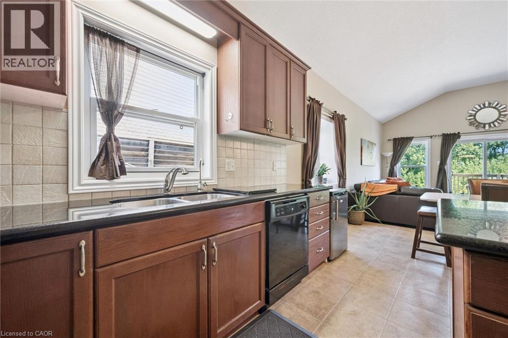 473 WOODBINE Avenue thumbnail 12