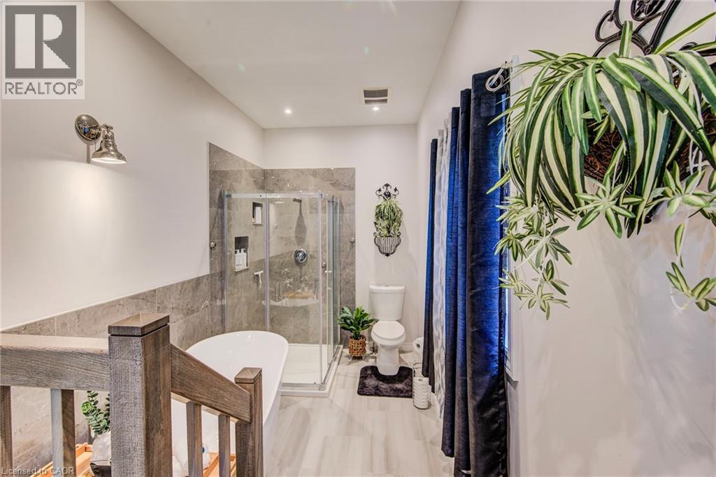 110 GLENCLIFFE Court thumbnail 25
