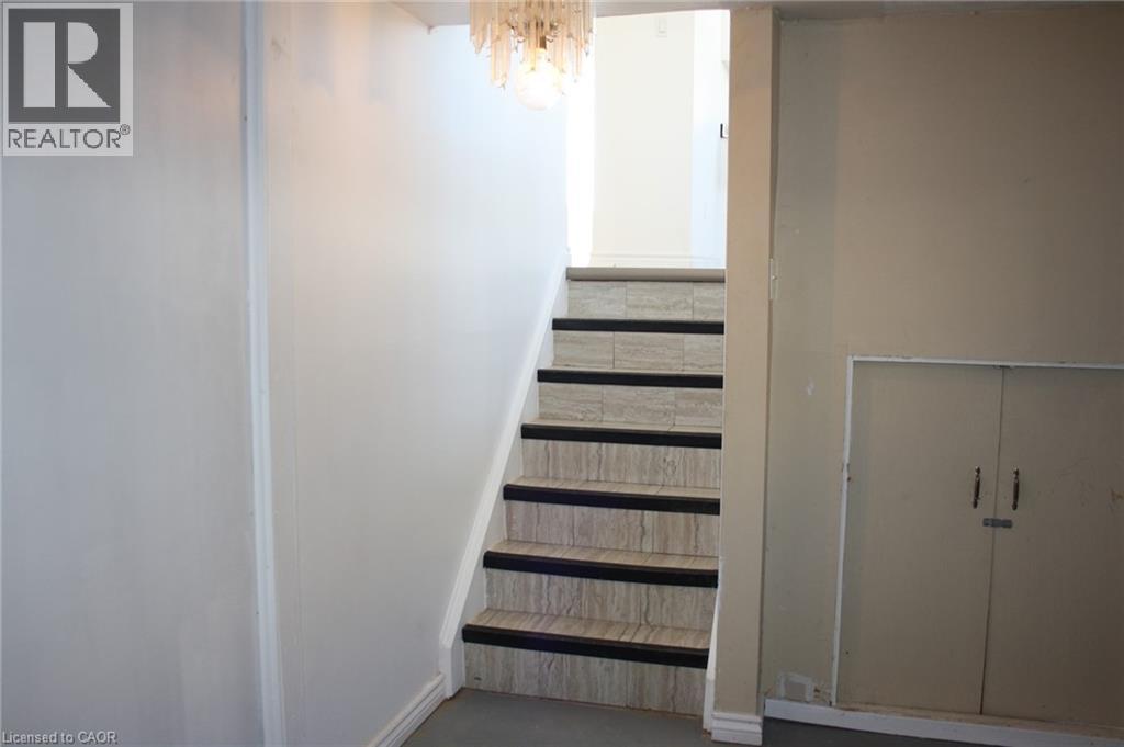 71 NICKOLAS Crescent thumbnail 14