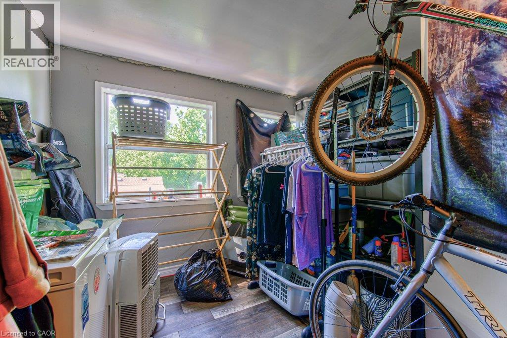 819 DUKE Street thumbnail 33