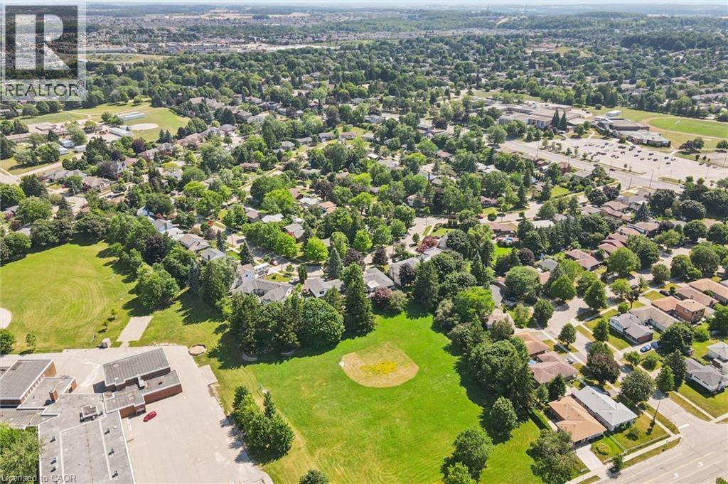 56 THORNRIDGE Crescent thumbnail 44