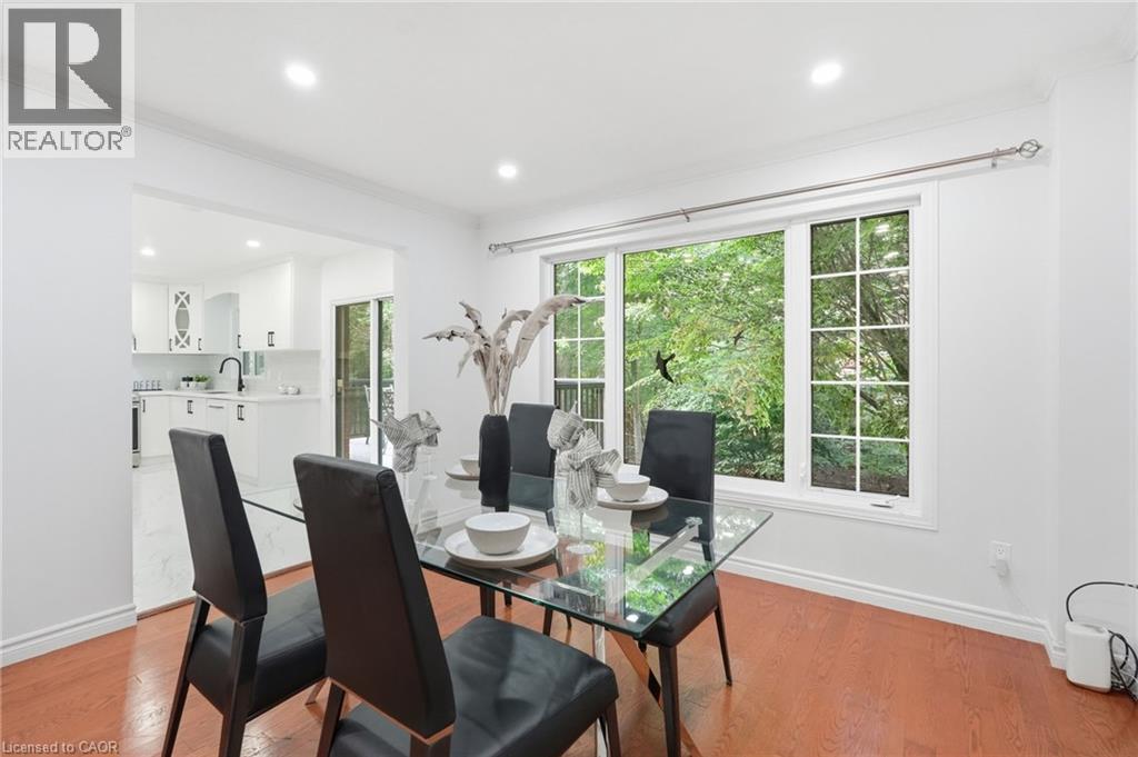 292 THORNCREST Drive thumbnail 16