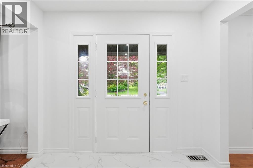 292 THORNCREST Drive thumbnail 7
