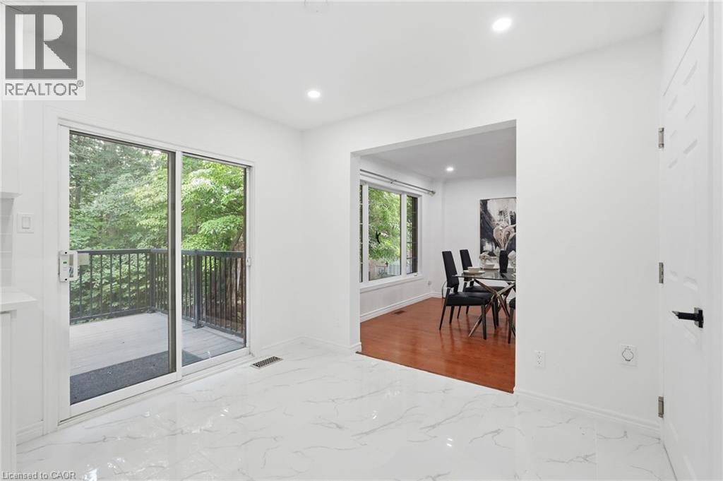 292 THORNCREST Drive thumbnail 20