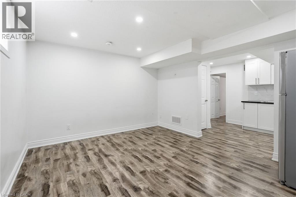 292 THORNCREST Drive thumbnail 40