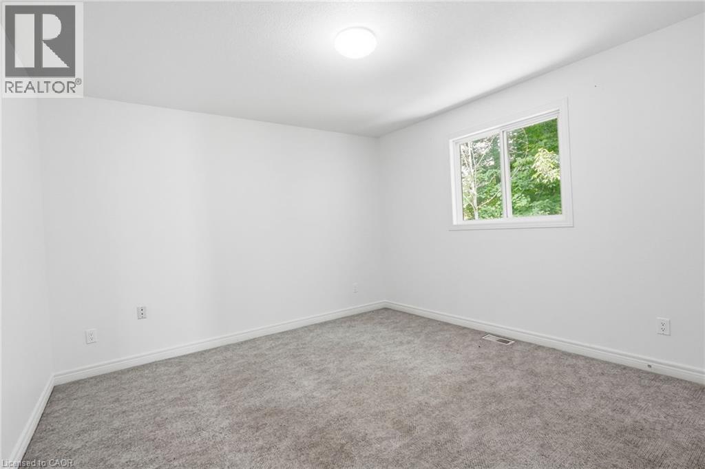 292 THORNCREST Drive thumbnail 33