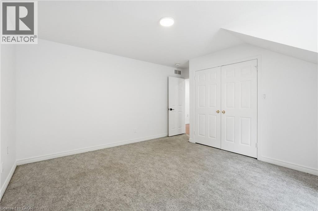 292 THORNCREST Drive thumbnail 30