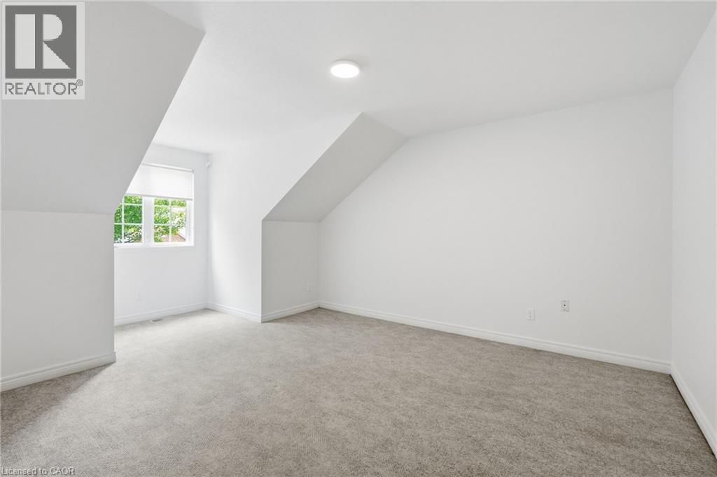 292 THORNCREST Drive thumbnail 31