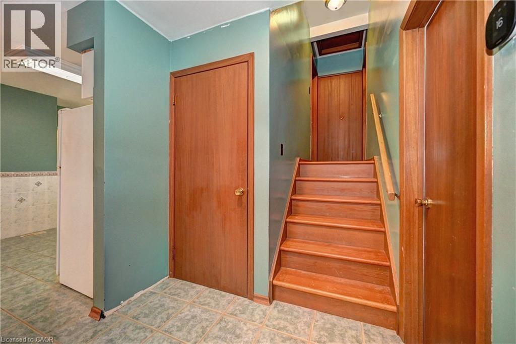 132 FOREST HILL Drive thumbnail 25