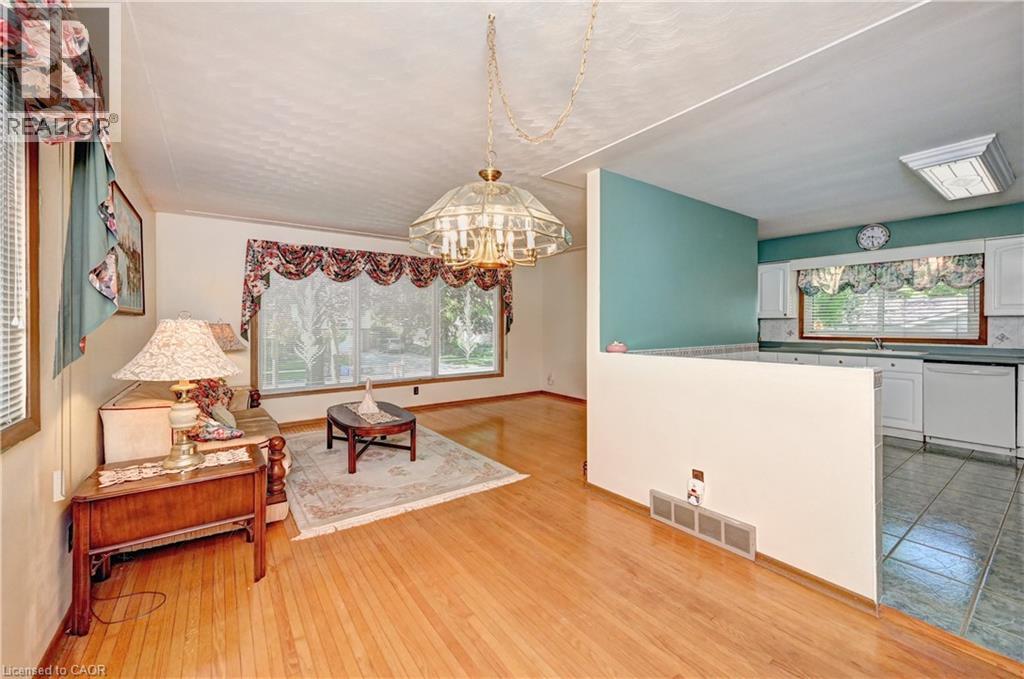 132 FOREST HILL Drive thumbnail 12