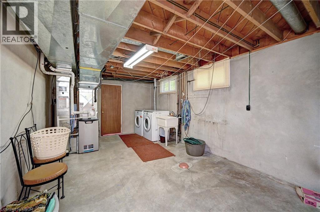 132 FOREST HILL Drive thumbnail 32
