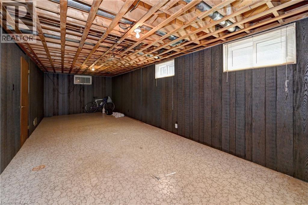 132 FOREST HILL Drive thumbnail 33
