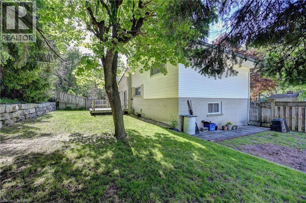 132 FOREST HILL Drive thumbnail 43
