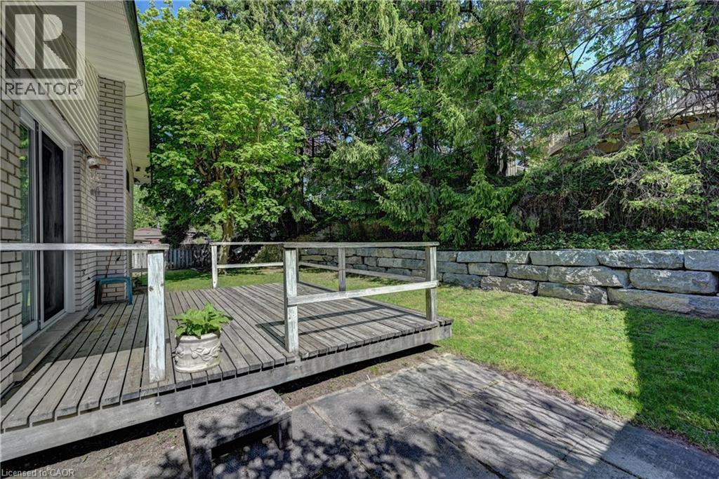 132 FOREST HILL Drive thumbnail 39