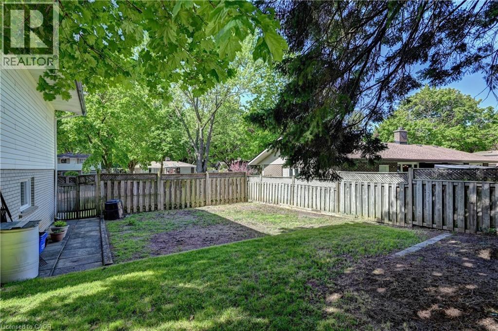 132 FOREST HILL Drive thumbnail 44