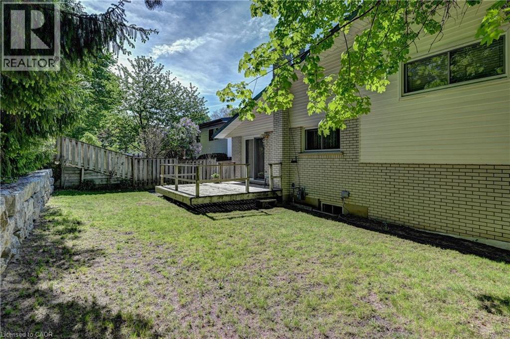 132 FOREST HILL Drive thumbnail 40