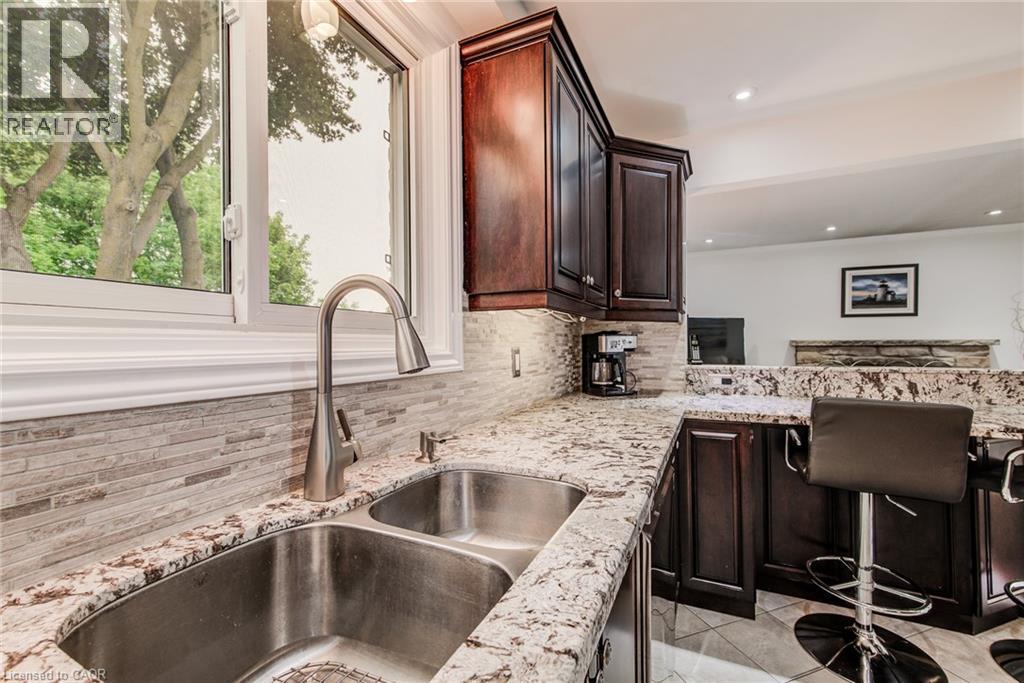 215 FORESTWOOD Drive thumbnail 12