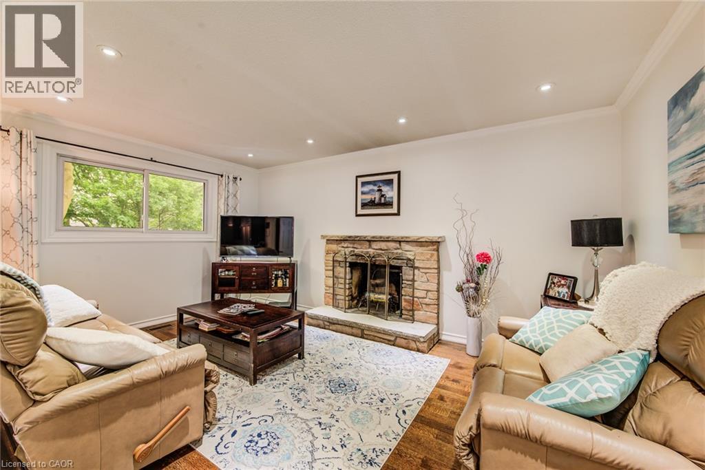215 FORESTWOOD Drive thumbnail 13