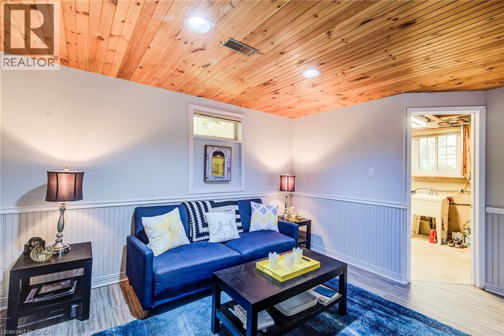 215 FORESTWOOD Drive thumbnail 32