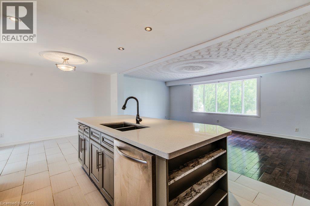 109 WHITE OAK Place thumbnail 9