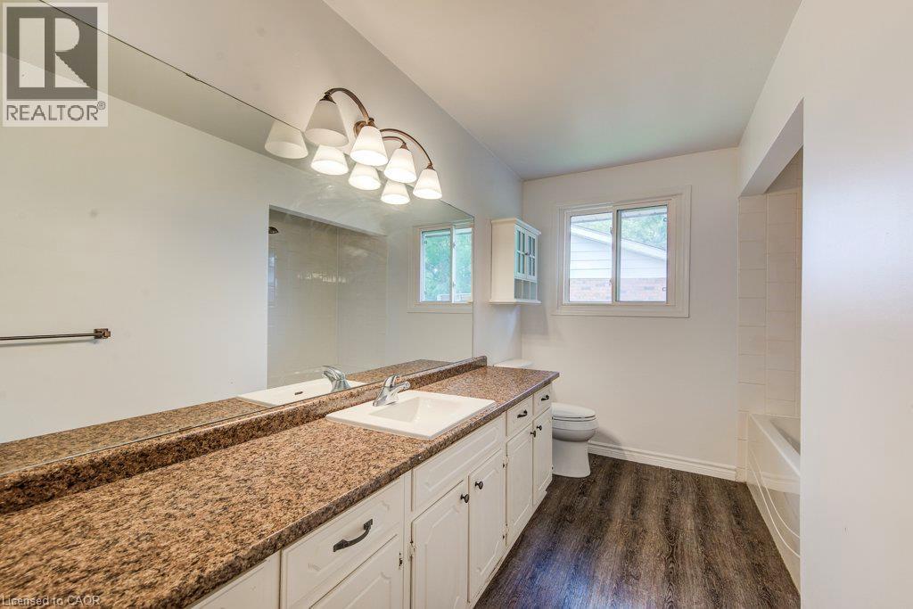 109 WHITE OAK Place thumbnail 18