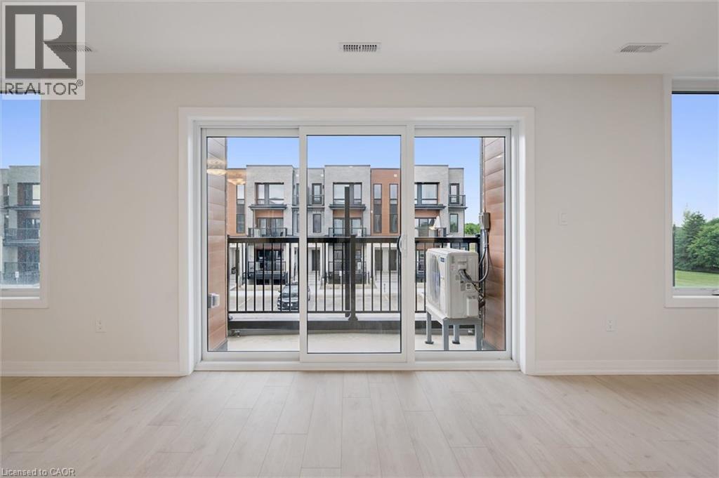 525 ERINBROOK Drive Unit# B039 thumbnail 25