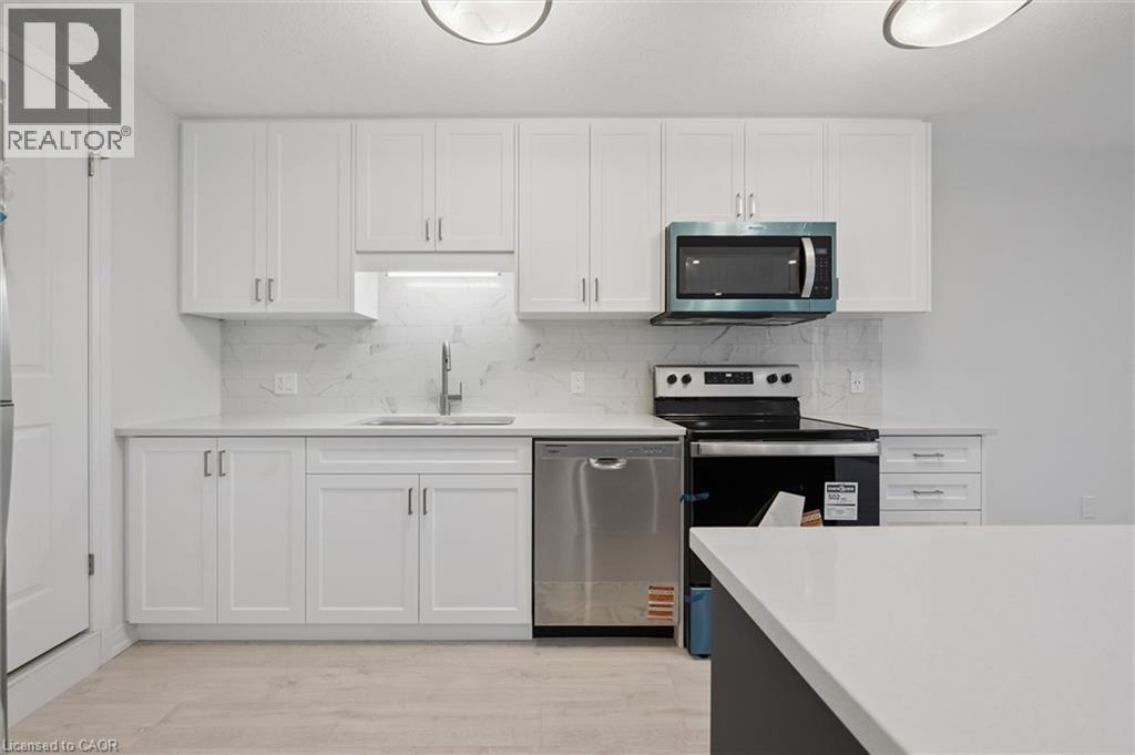 525 ERINBROOK Drive Unit# B039 thumbnail 22