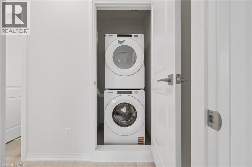 525 ERINBROOK Drive Unit# B039 thumbnail 48