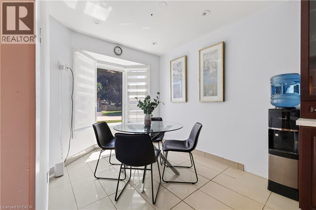 9 HOLM Street thumbnail 16