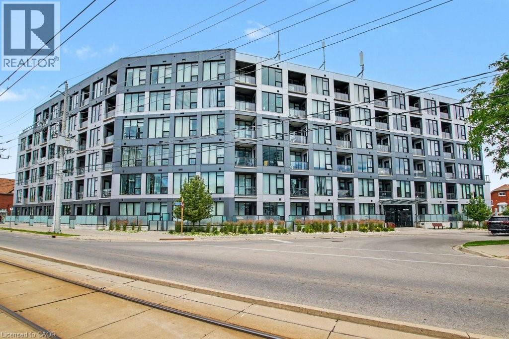 690 KING Street W Unit# 101 thumbnail 3