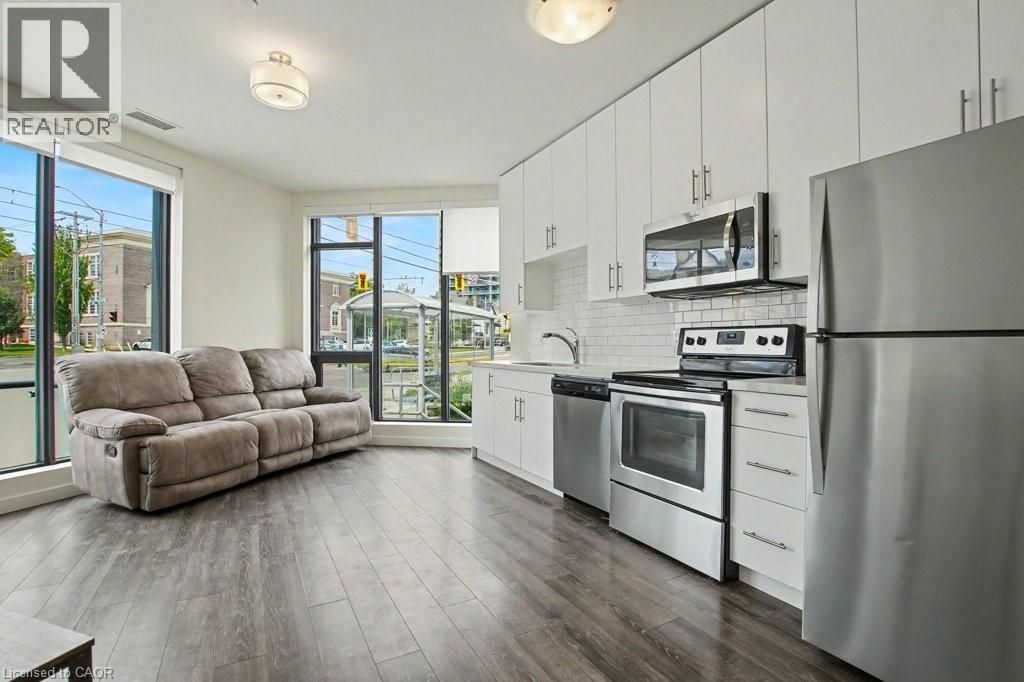 690 KING Street W Unit# 101 thumbnail 10