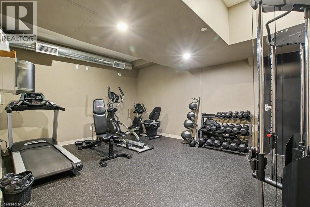 690 KING Street W Unit# 101 thumbnail 25