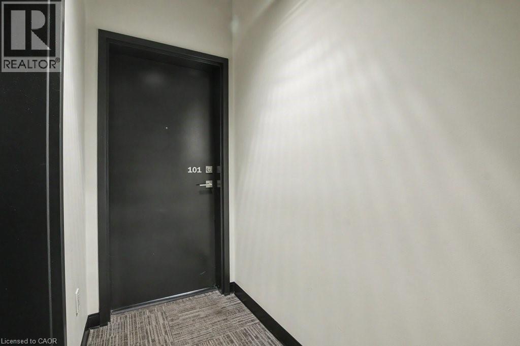 690 KING Street W Unit# 101 thumbnail 7