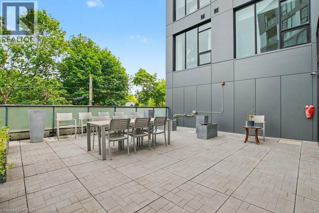690 KING Street W Unit# 101 thumbnail 28