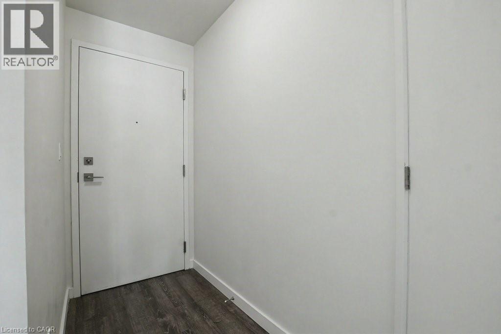 690 KING Street W Unit# 101 thumbnail 8